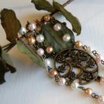Flower Brass Charm with Pea..