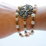 Flower Brass Charm with Pea..